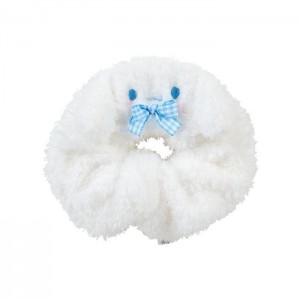 Hello Kitty Cinnamoroll Cozy Plush Scrunchie (Gingham Bow) Albi | RO_HK32731