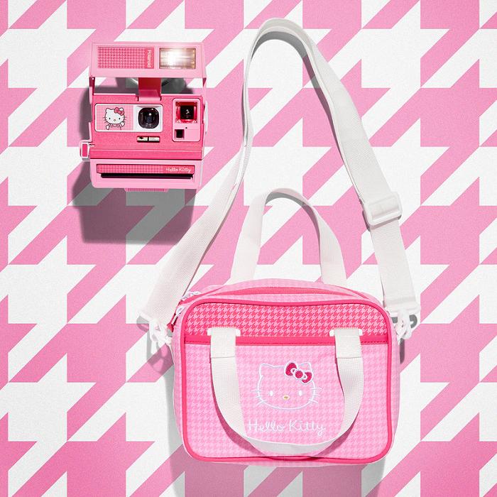 Hello Kitty Hello Kitty Perfectly Pink Instant Film Camera Bag Roz | RO_HK12971