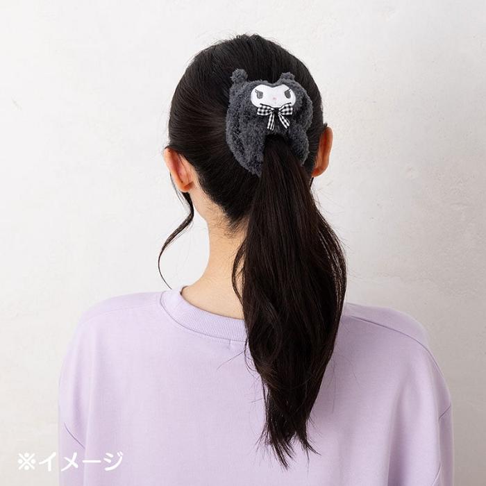 Hello Kitty Kuromi Cozy Plush Scrunchie (Gingham Bow) Negrii | RO_HK63044