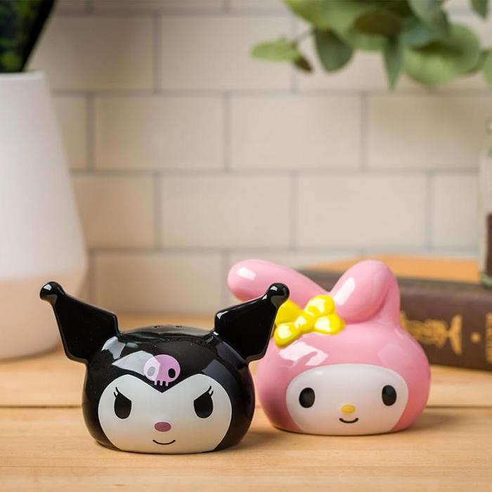 Hello Kitty My Melody And Kuromi Sculpted Ceramic Salt and Pepper Set Negrii | RO_HK73625